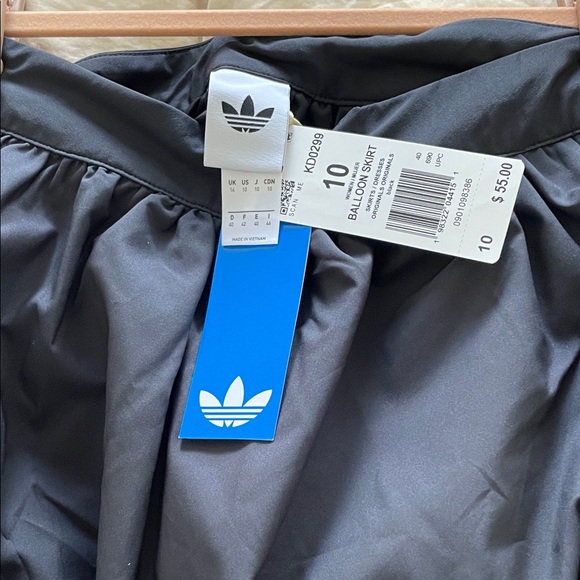 NWT ADIDAS Black Bubble Skirt with White Stripes Accents Size 10 - Picture 2 of 9